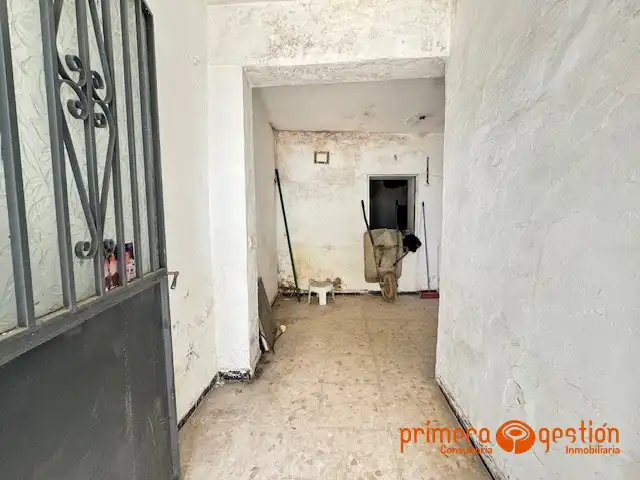 Houses for sale in Carmona