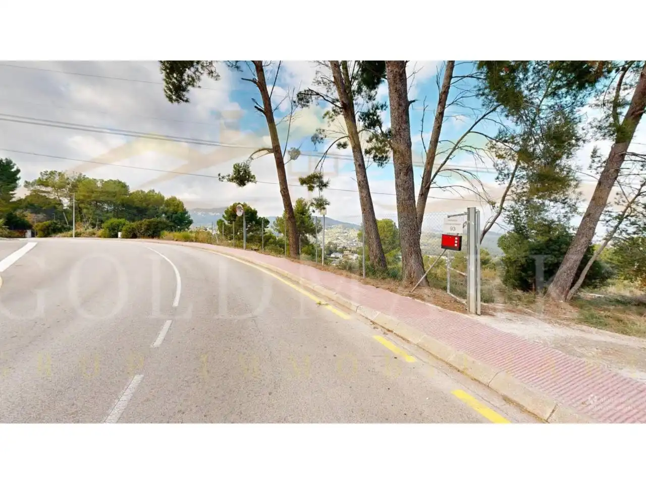 Vista exterior de Casa o xalet en venda en Corbera de Llobregat amb Aire condicionat, Calefacció i Jardí privat