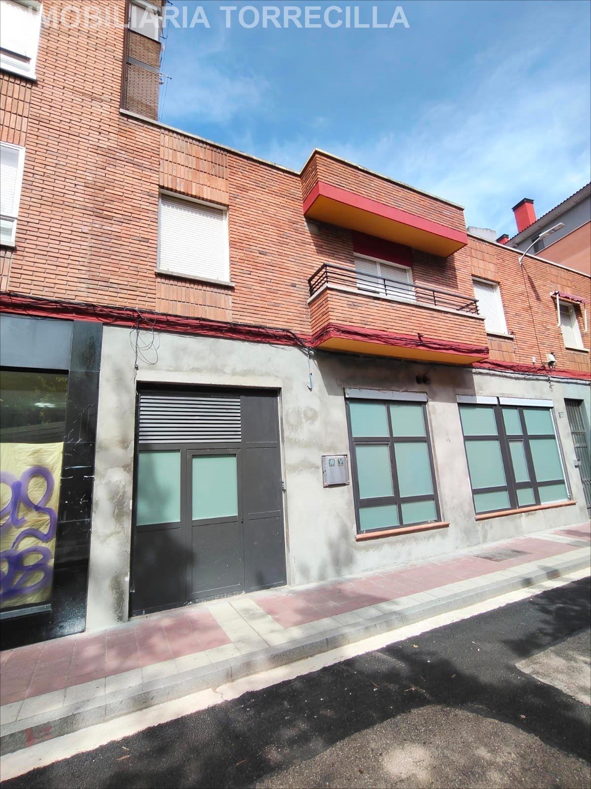 Vista exterior de Local de alquiler en Valladolid Capital