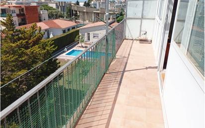 Piscina de Pis en venda en Calafell amb Terrassa, Traster i Moblat