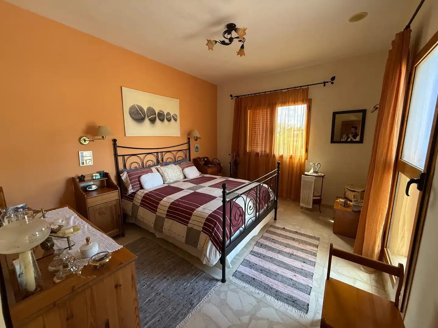 Habitación de Casa o chalet en venta en Alcalá de Guadaira con Aire acondicionado, Calefacción y Jardín privado