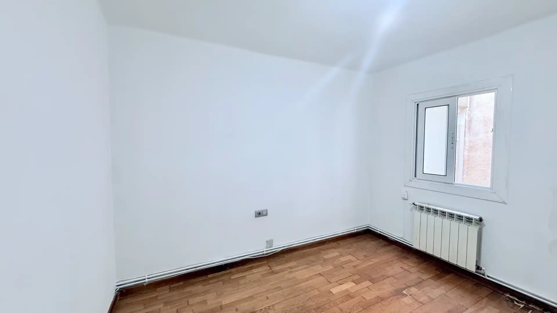 Piso en venta en Manresa con Calefacción, Parquet y Balcón