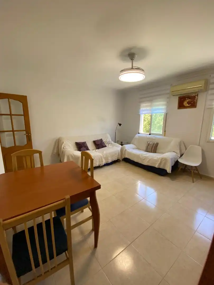 Flat for rent in Calle Mar Báltico, Los Barreros - Cuatro Santos