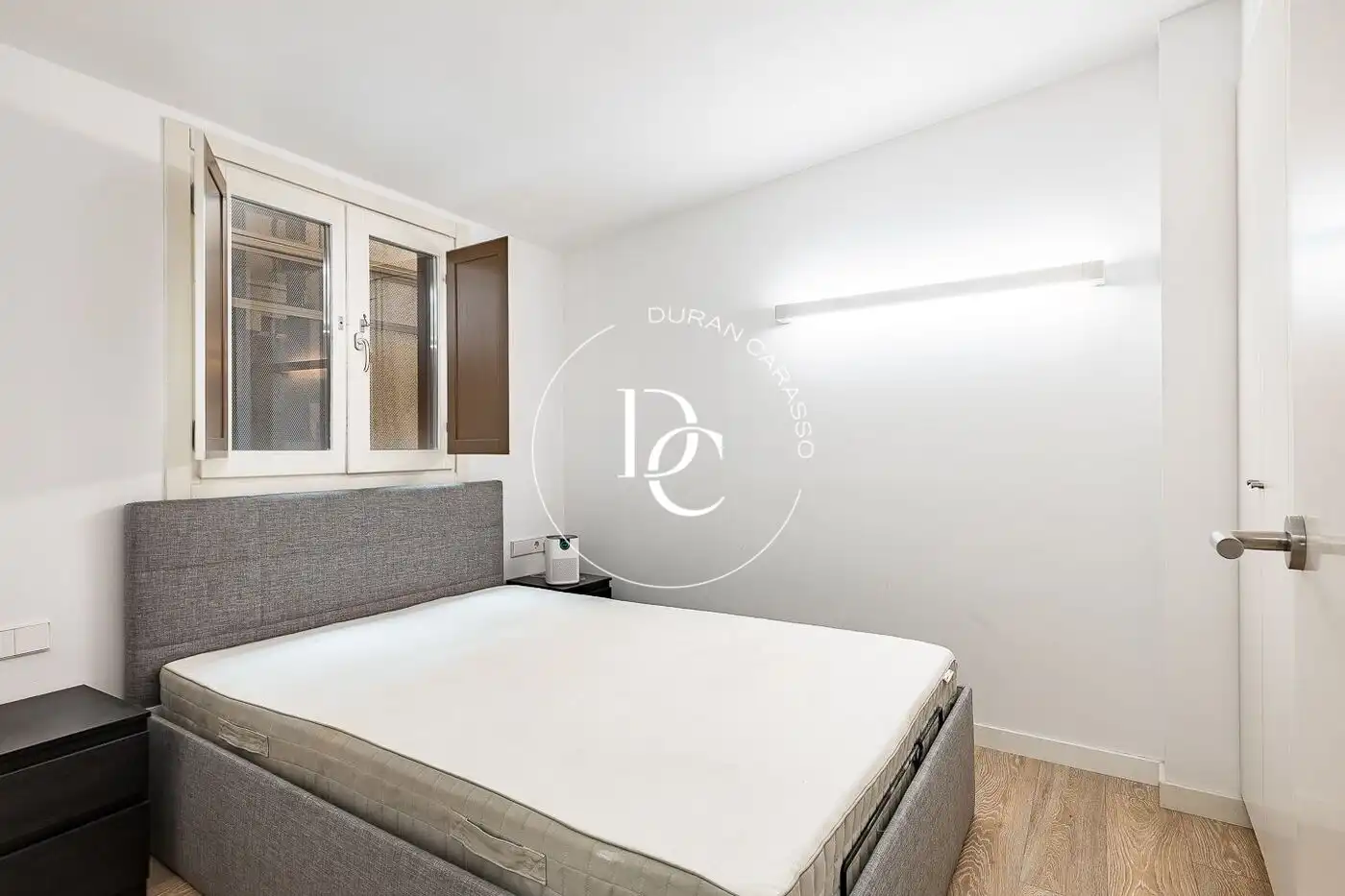 Ático con terraza en venta en Carrer dels Escudellers, imagen 24
