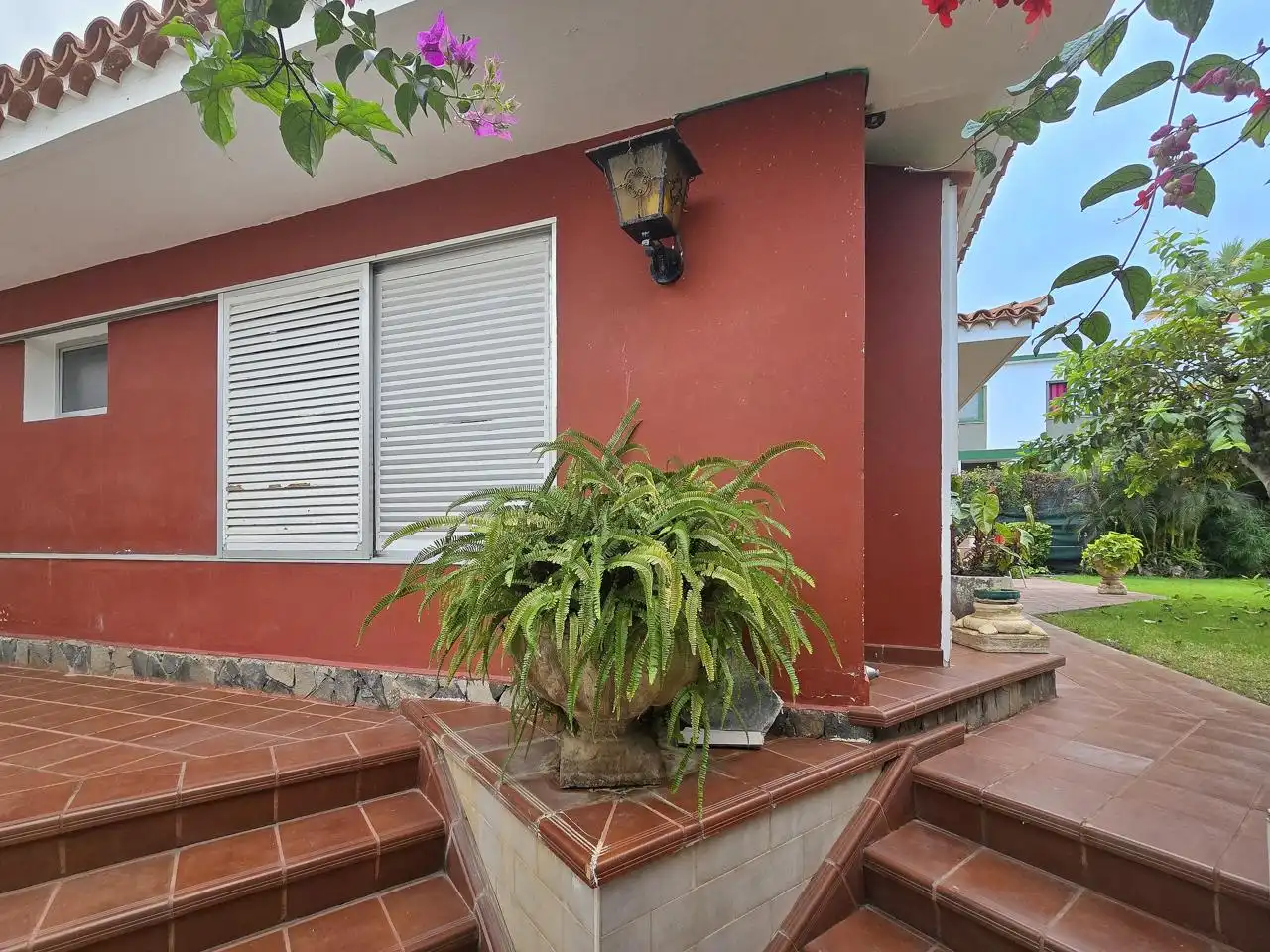 Vista exterior de Casa o xalet en venda en Puerto de la Cruz amb Jardí privat i Terrassa