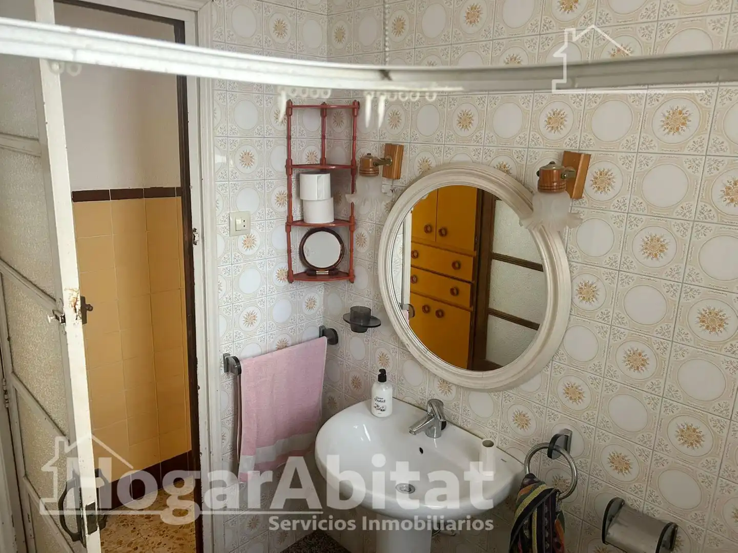 Baño de Piso en venta en Manises con Aire acondicionado, Terraza y Balcón