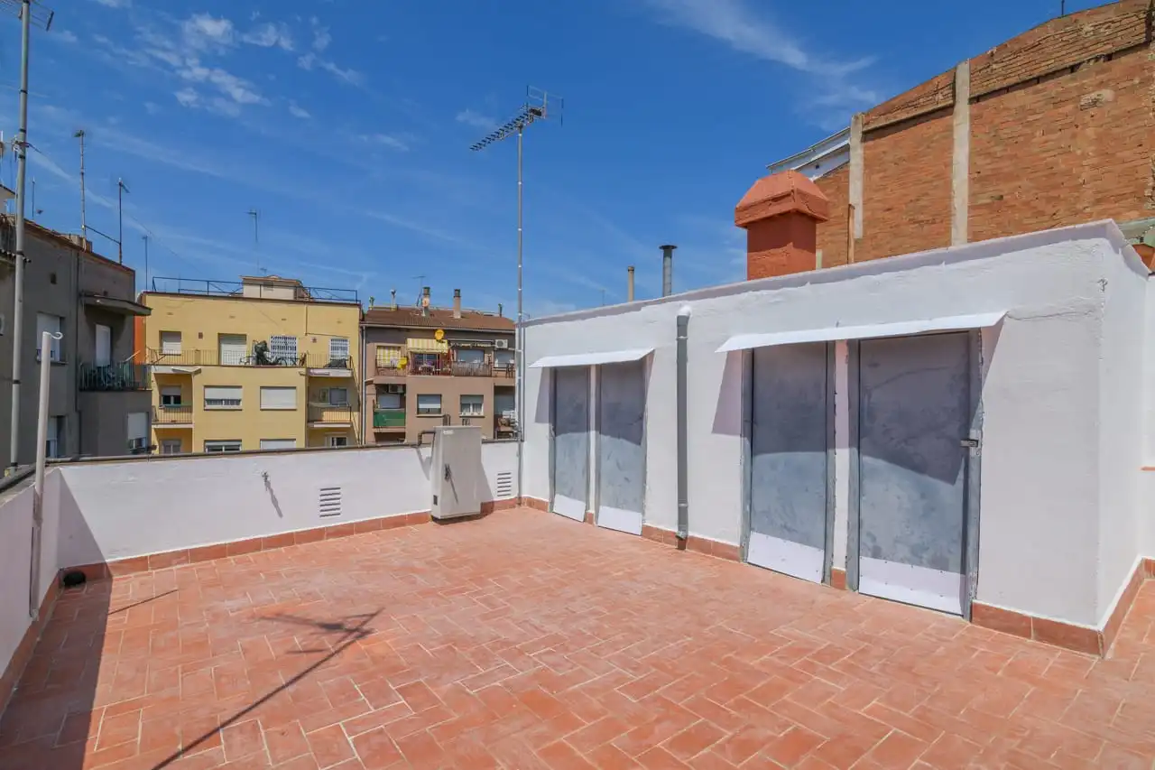 Terrassa de Pis en venda en Barcelona amb Parquet, Terrassa i Traster