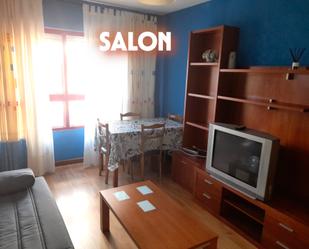 Living room of Flat for sale in Cigales  with Heating, Private garden and Storage room