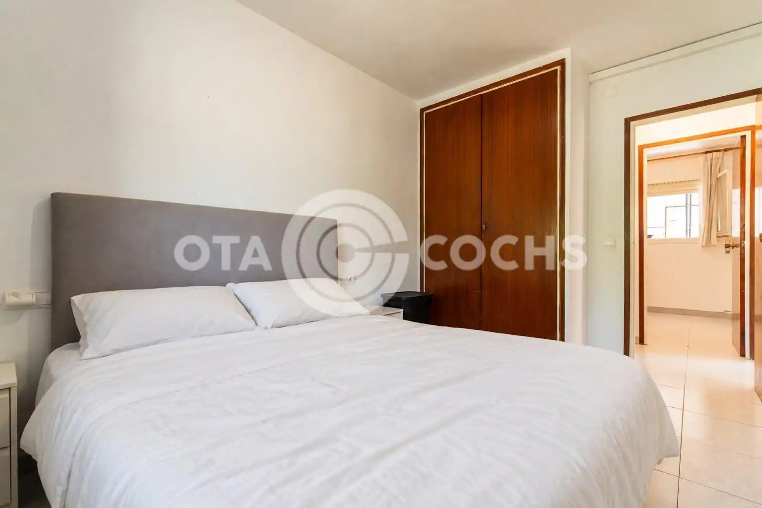 Schlafzimmer von Wohnung zum Verkauf in Tarragona mit Klimaanlage und Balkon