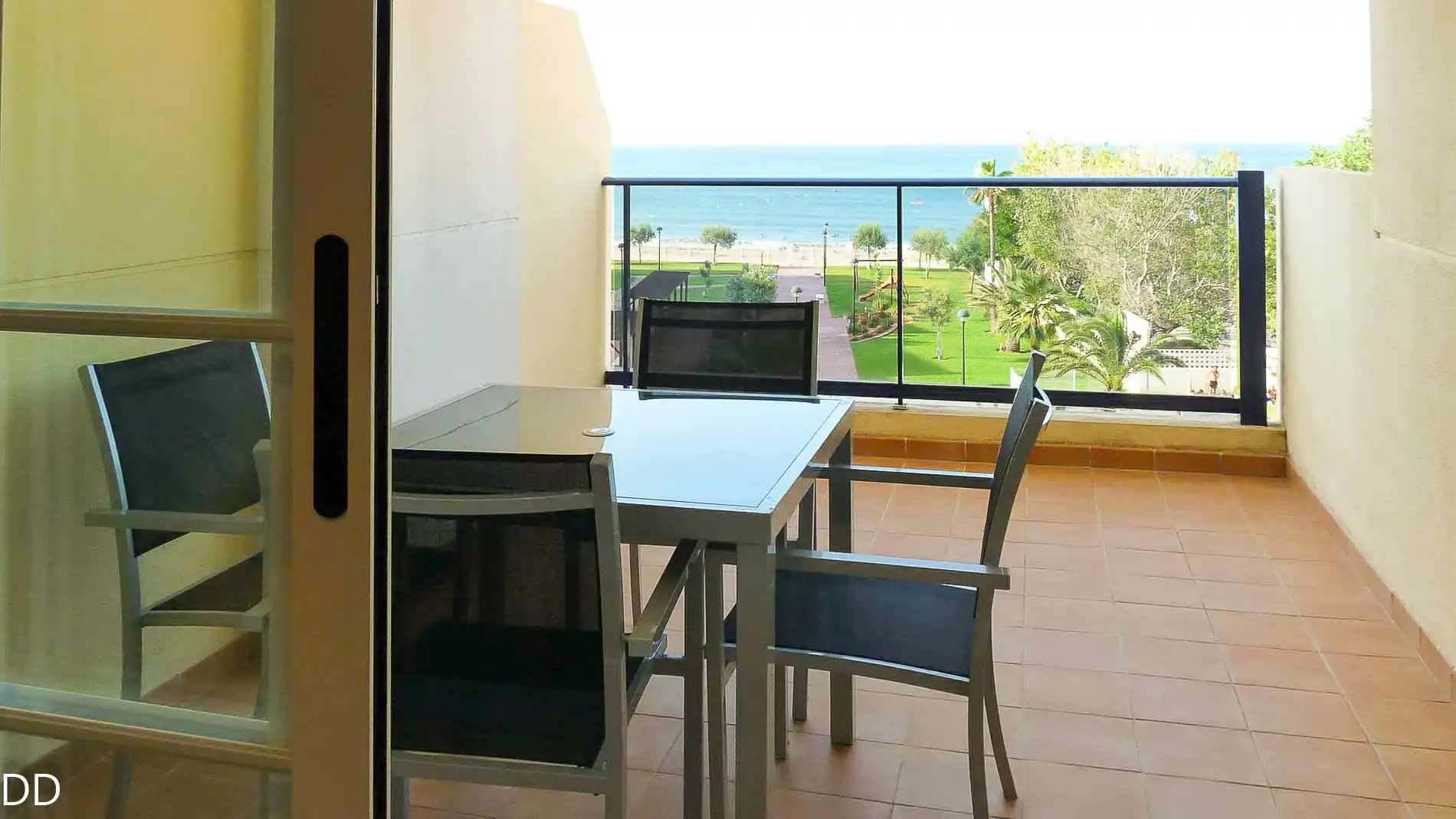 Terrassa de Àtic de lloguer en Dénia amb Aire condicionat, Moblat i Forn