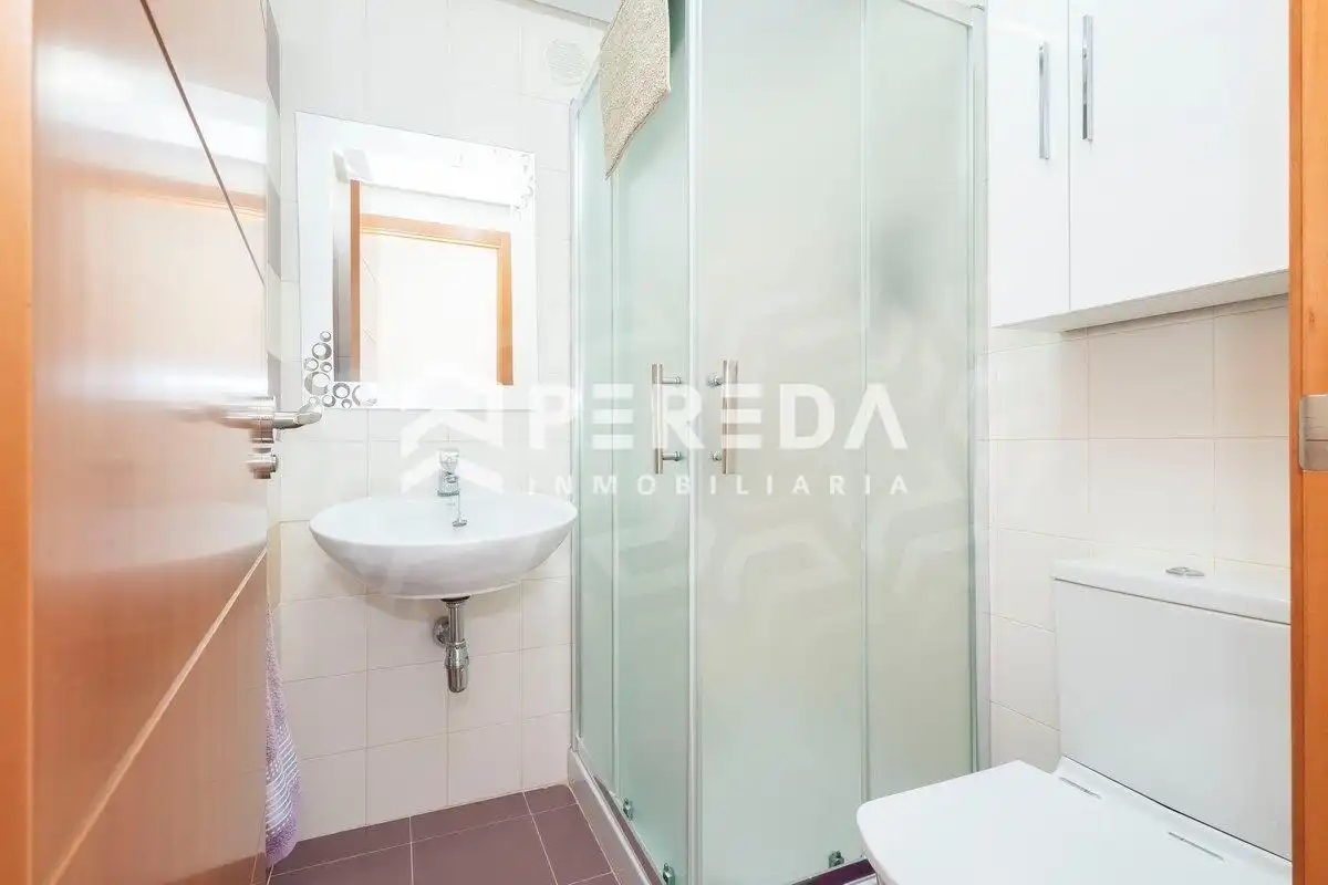 Bathroom of Apartments for sale in Roquetas de Mar  with Terrace, Furnished and Community pool