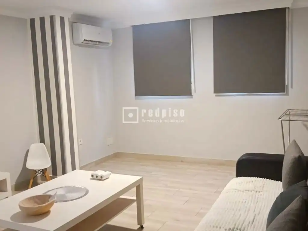 Bedroom of Flat for sale in Málaga  with Air Conditioner, Heating and Terrace