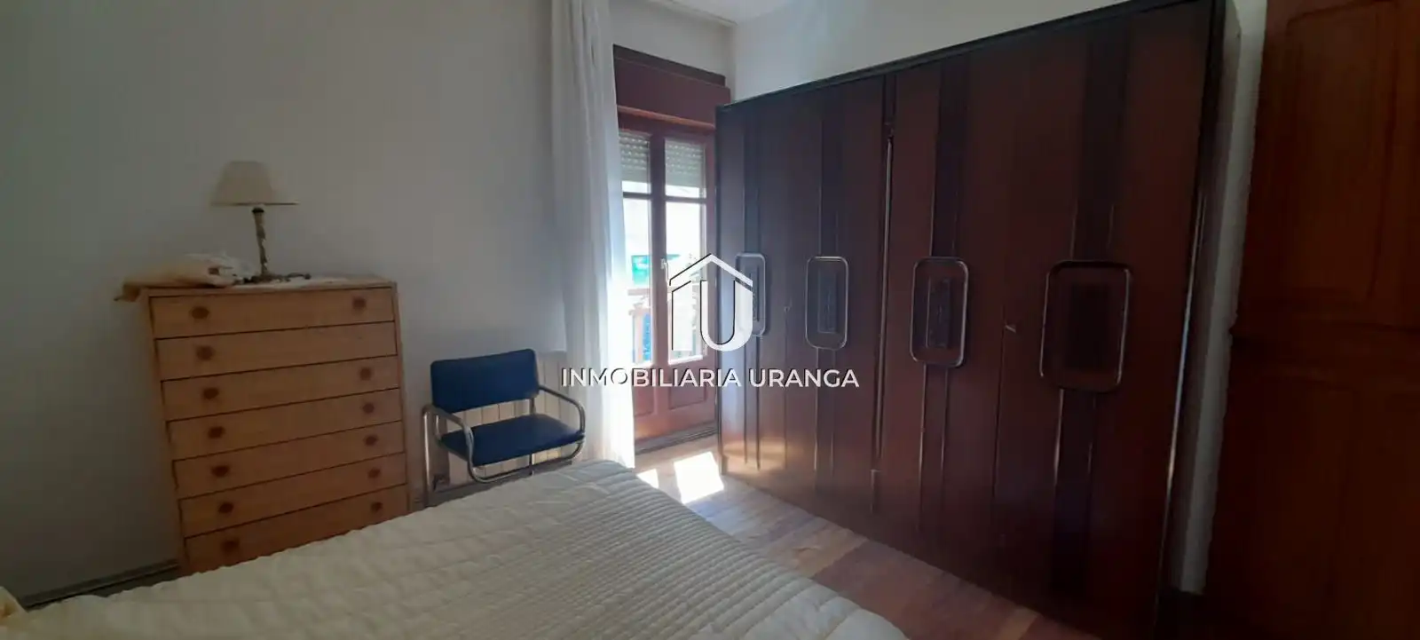 Schlafzimmer von Haus oder Chalet zum Verkauf in Laredo mit Heizung, Privatgarten und Terrasse