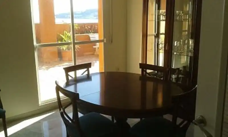 Esszimmer von Dachboden zum Verkauf in Almuñécar mit Klimaanlage, Heizung und Terrasse