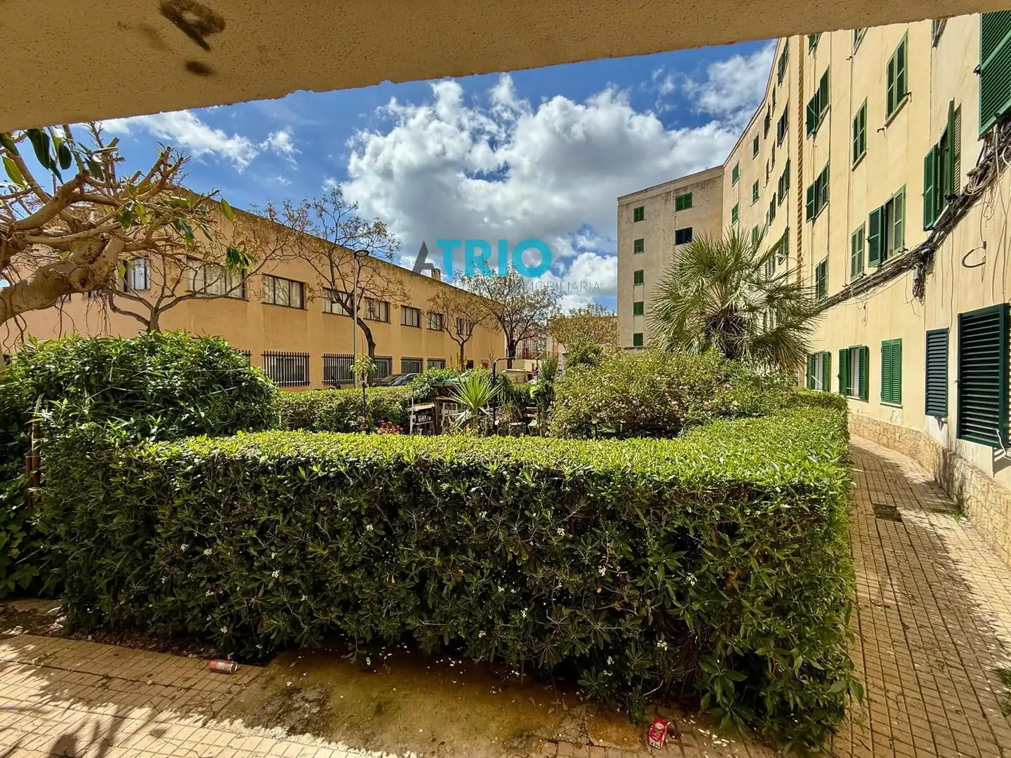 Außenansicht von Wohnung zum Verkauf in  Palma de Mallorca mit Klimaanlage und Heizung
