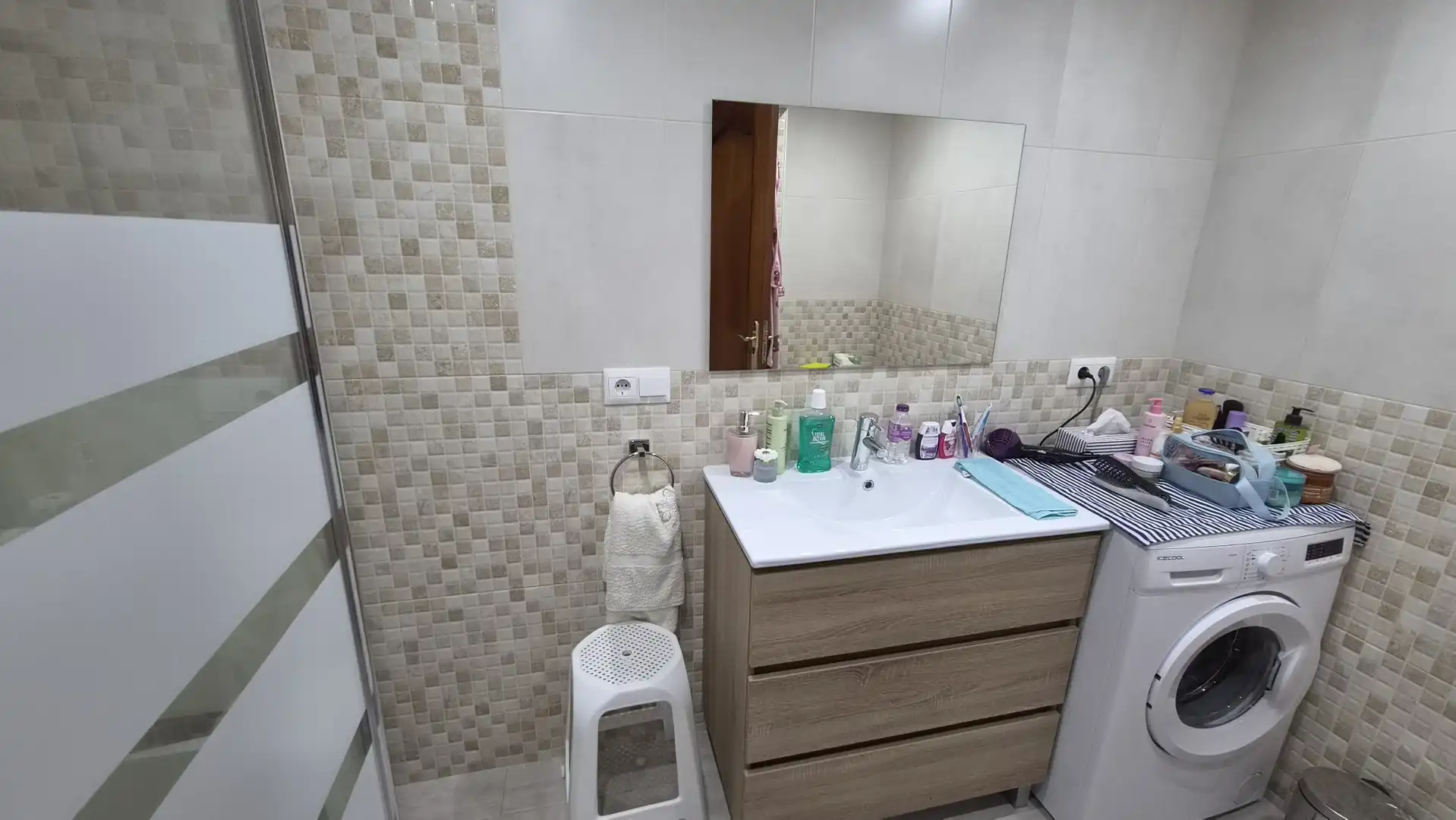 Bathroom of Ground floor for sale in Selwo