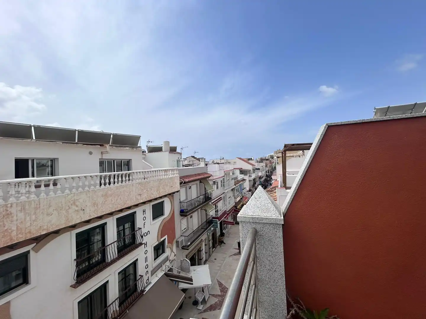 Vista exterior de Edificio en venta en Torremolinos