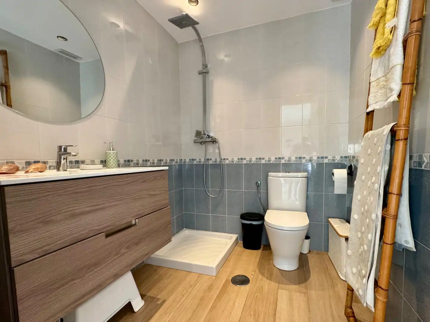 Bany de Àtic en venda en Marbella amb Aire condicionat, Jardí privat i Terrassa