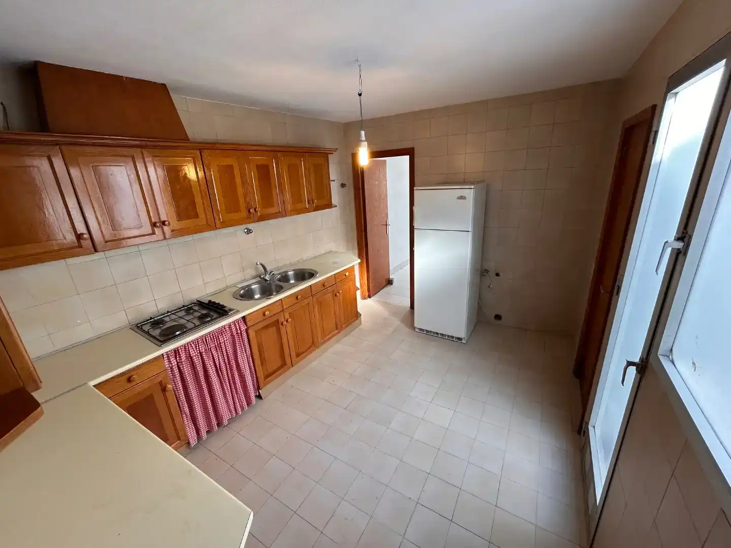 Cuina de Casa adosada en venda en Murcia amb Jardí privat, Traster i Balcó