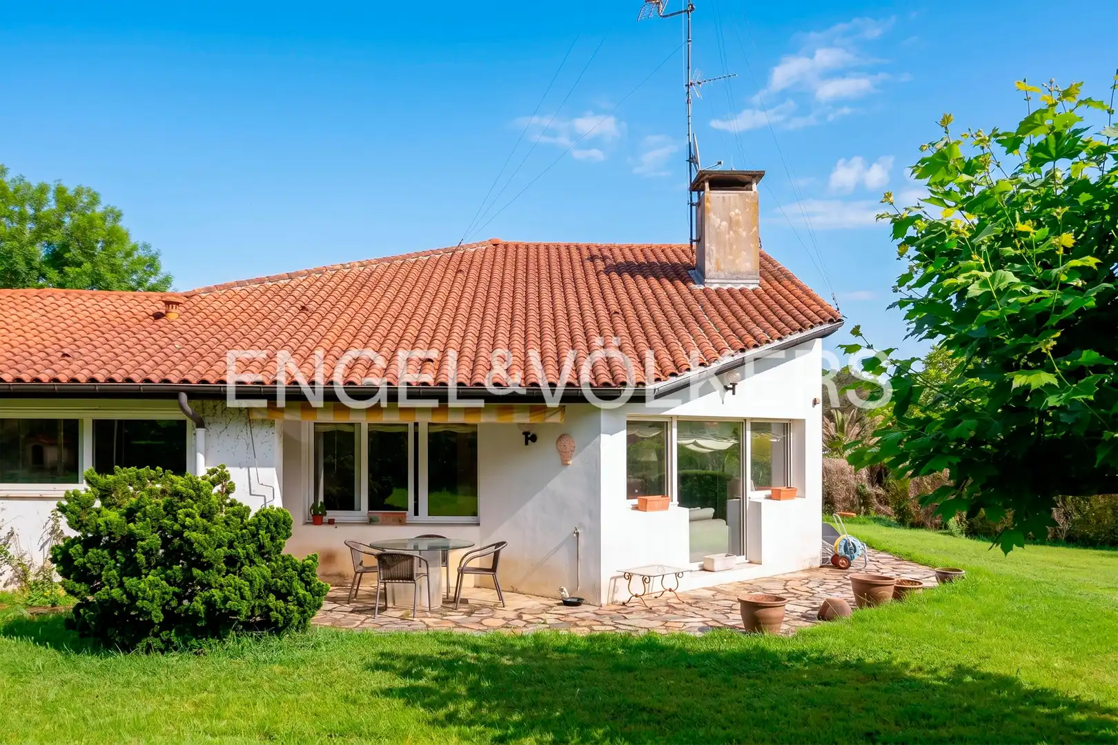 Vista exterior de Casa o chalet en venta en Ascain con Calefacción, Jardín privado y Terraza