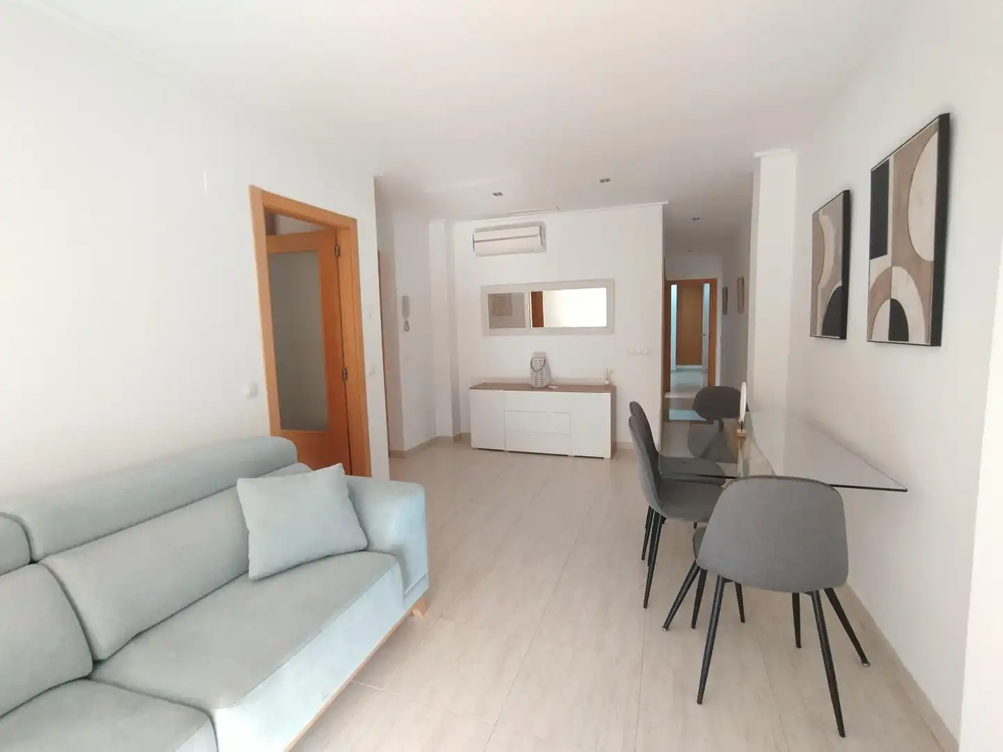 Wohnzimmer von Dachboden zur Miete in Elche / Elx mit Klimaanlage und Heizung