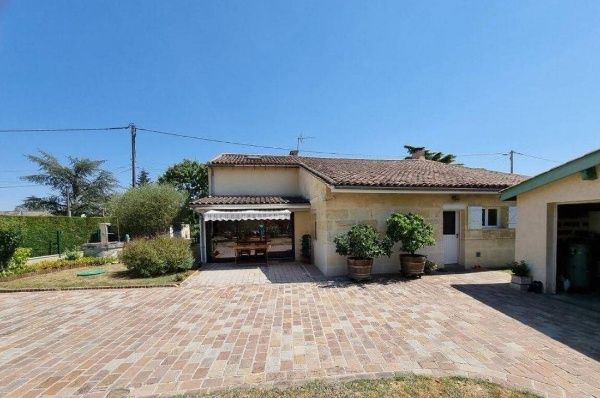 Vista exterior de Casa o chalet en venta en Consell con Aire acondicionado, Calefacción y Terraza