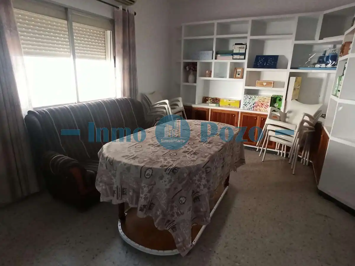 Sala d'estar de Nau industrial en venda en Almendralejo