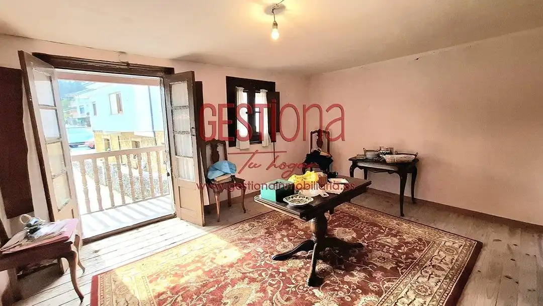 Casa adosada en venta en Solórzano, Cantabria