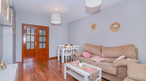 Foto 4 de Piso en venta en Damaso Alonso, 19, La Zubia Ciudad, La Zubia