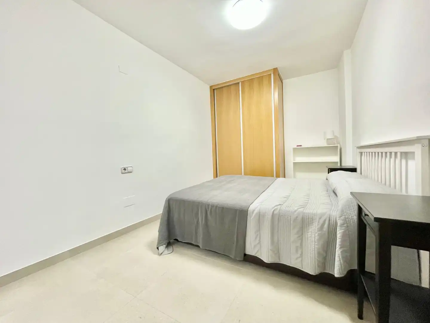 Schlafzimmer von Wohnung zur Miete in Murcia mit Klimaanlage, Heizung und Möbliert