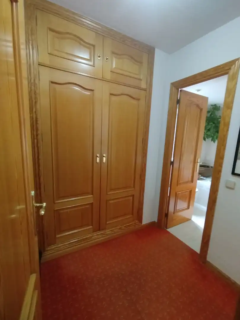 Wohnung zum Verkauf in Móstoles mit Klimaanlage, Heizung und Privatgarten