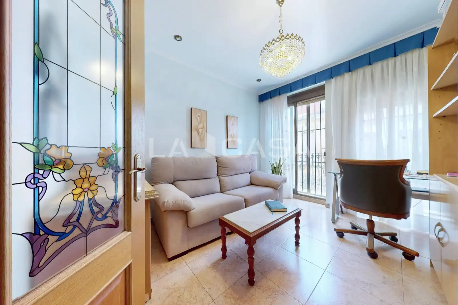 Sala d'estar de Casa adosada en venda en Valencia amb Aire condicionat, Terrassa i Traster