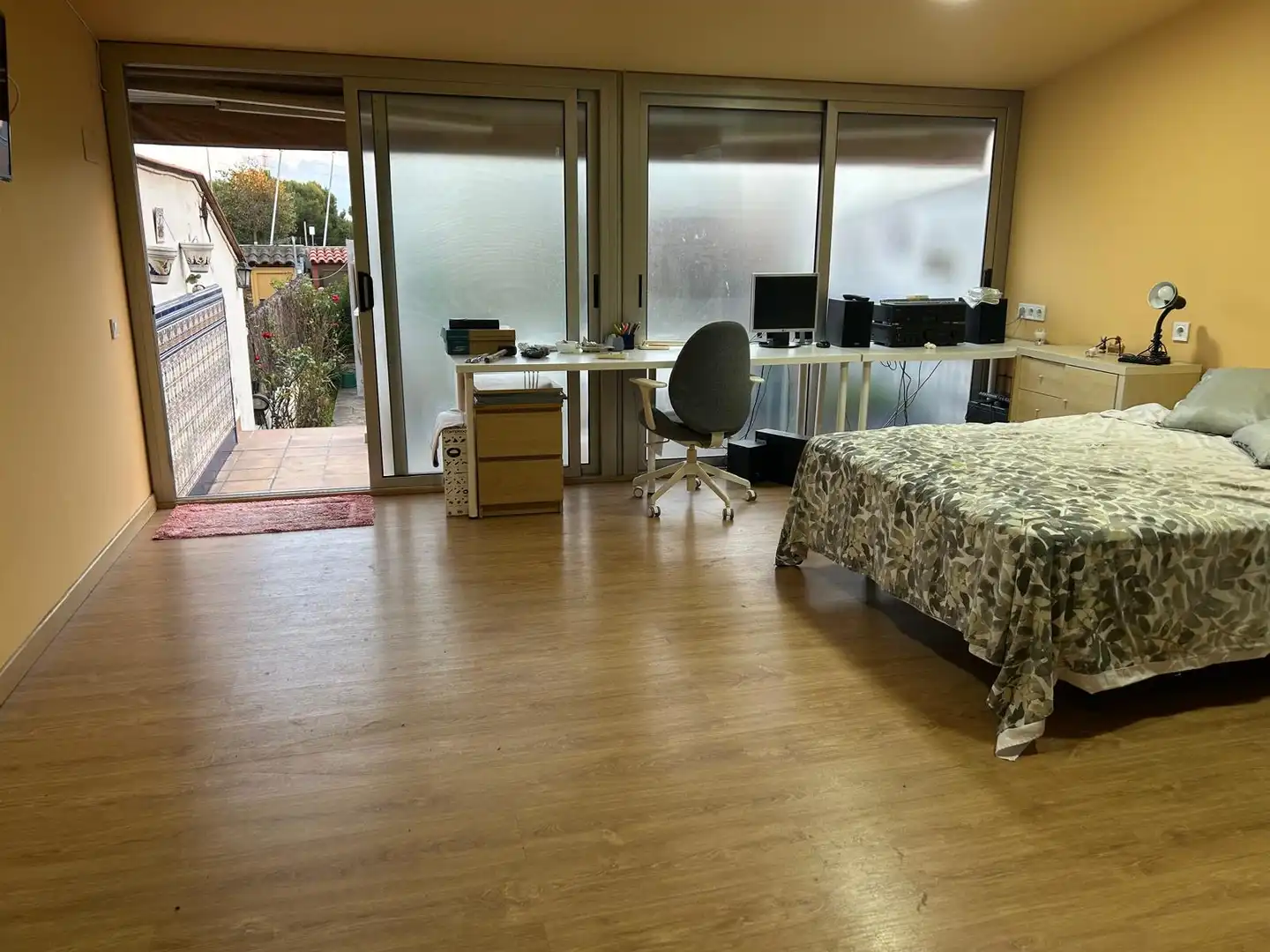 Habitación de Casa adosada en venta en Barberà del Vallès con Calefacción, Jardín privado y Terraza