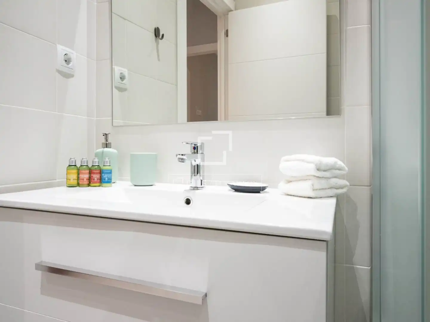Baño de Piso de alquiler en La Guardia de Jaén con Aire acondicionado, Amueblado y Balcón