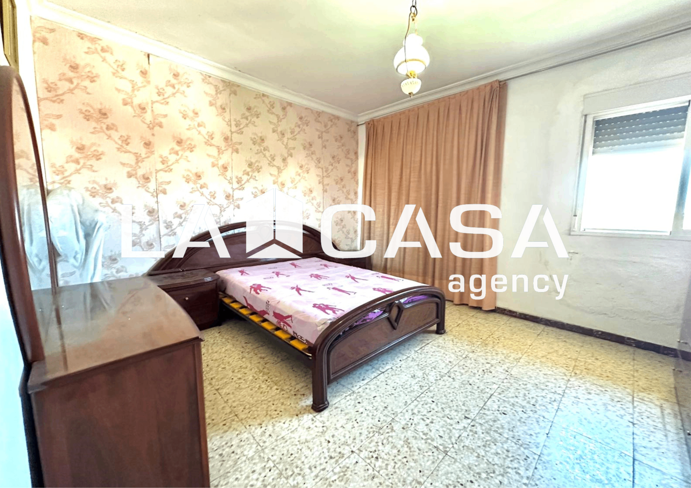 Piso en venta en  Sevilla Capital con Terraza