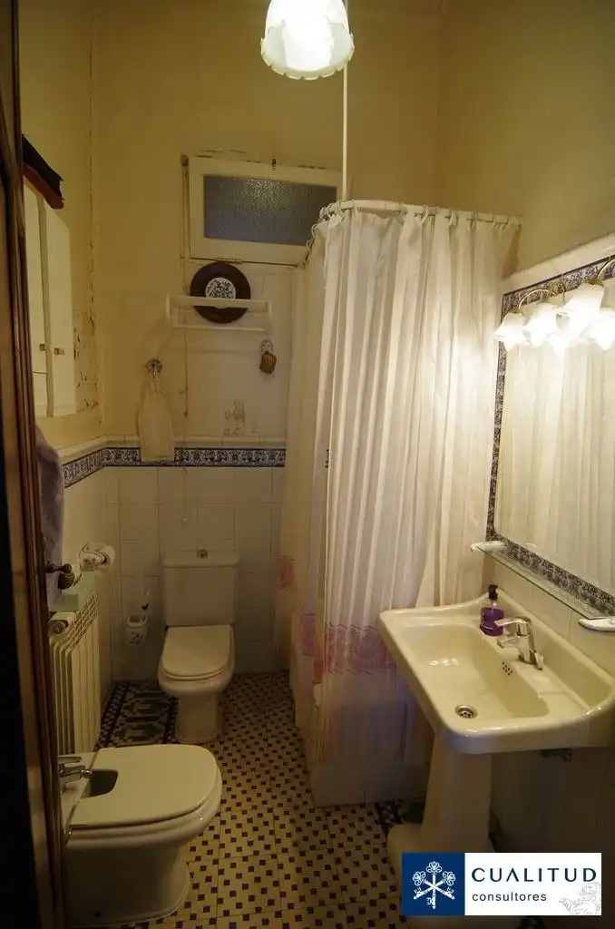 Bany de Casa o xalet en venda en Burriana / Borriana amb Jardí privat, Terrassa i Traster