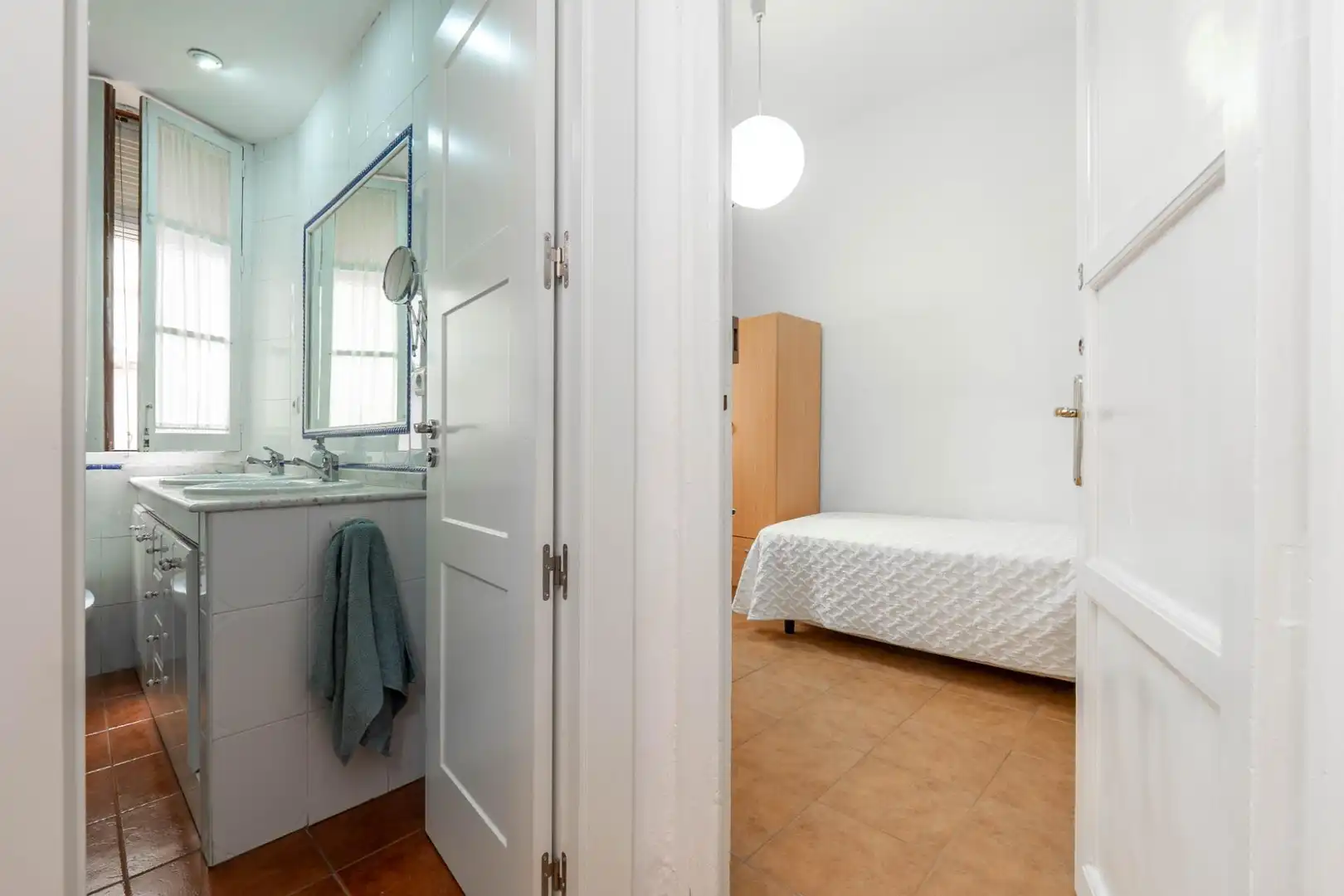 Habitació a PINTOR RODRIGUEZ ACOSTA, Camino de Ronda