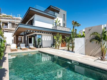 Xalet amb piscina en venda a Riviera del Sol