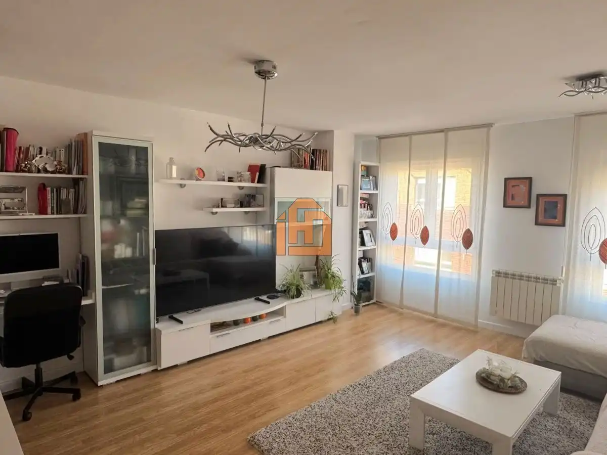 Maisonette mit Pool zum Verkauf in Calle Juan Ramón Jiménez, imagen 3