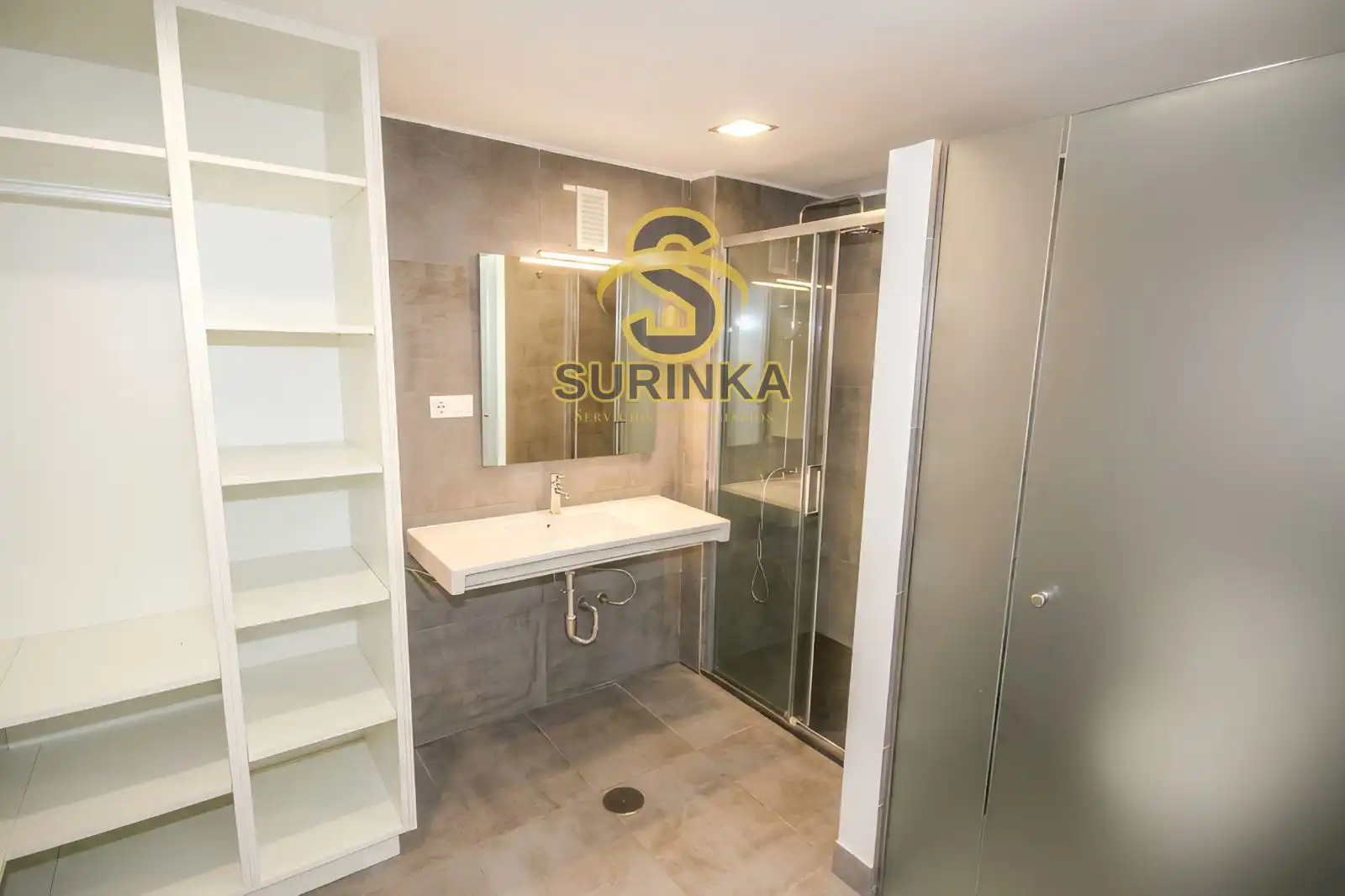 Baño de Apartamento en venta en San Bartolomé de Tirajana con Aire acondicionado, Terraza y Piscina