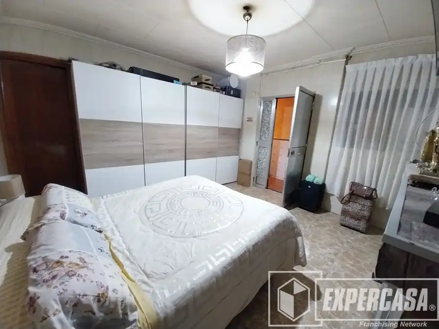 Habitación de Finca rústica en venta en Torrent con Aire acondicionado, Terraza y Trastero