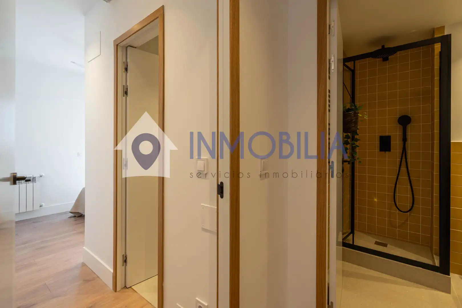 Piso en venta en Madrid con Calefacción y Terraza