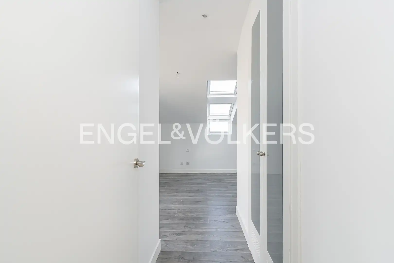 Dúplex en venta en Alcorcón con Aire acondicionado, Calefacción y Jardín privado