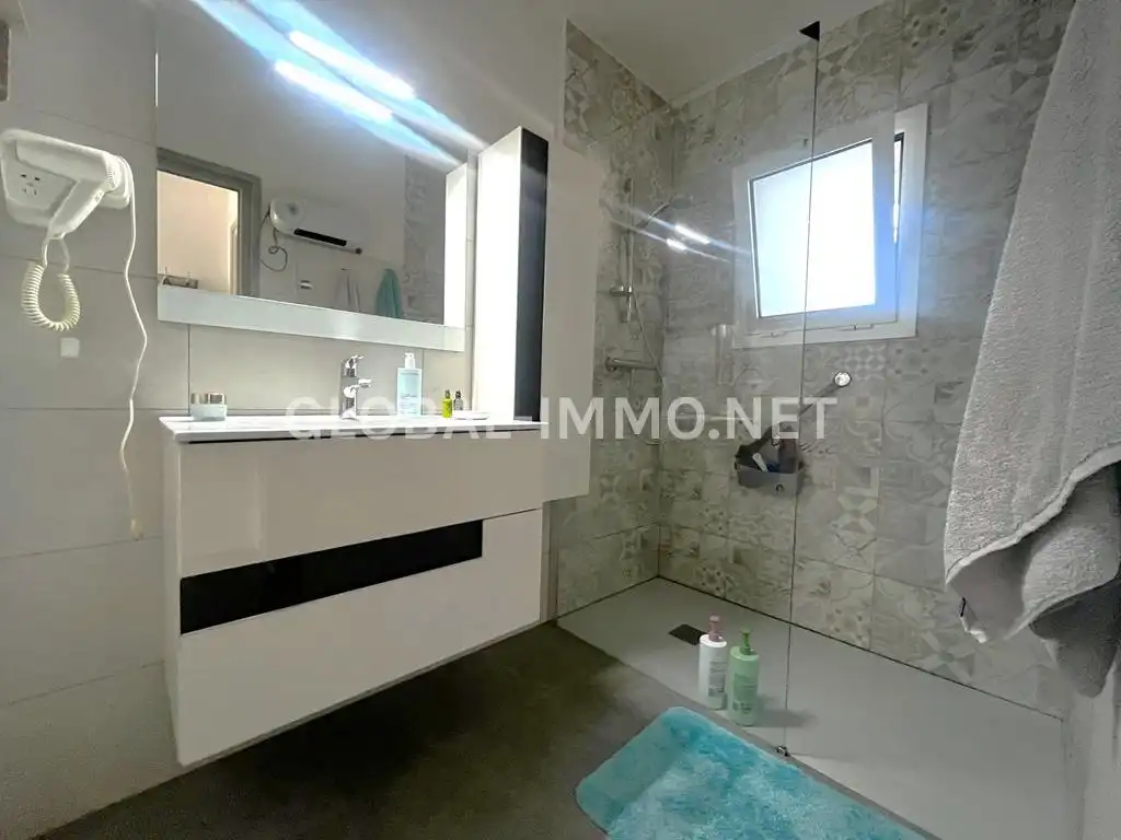 Apartments for sale in Carrer Llobregat, Almadrava - Canyelles - Puig-Rom