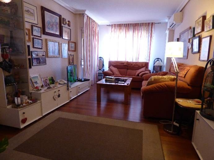Sala d'estar de Pis en venda en  Murcia Capital amb Aire condicionat, Terrassa i Traster