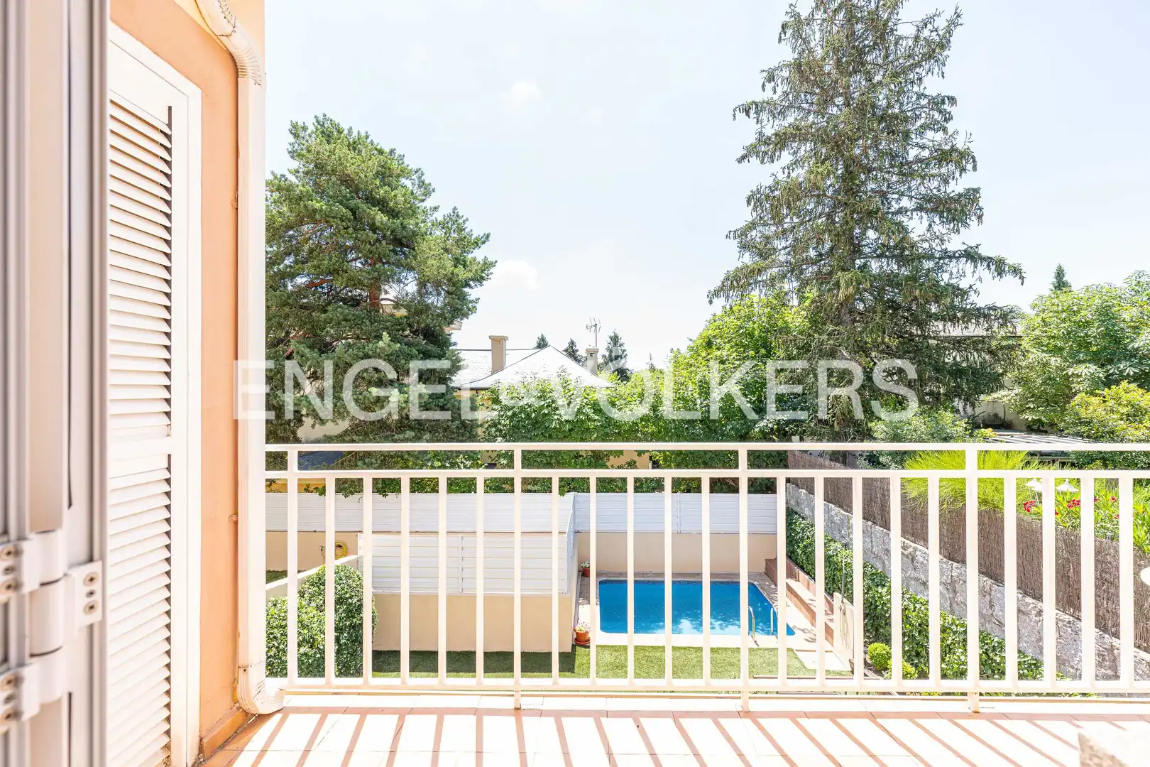 Balcony of Detached homes for sale in El Escorial  with Heating, Private garden and Terrace