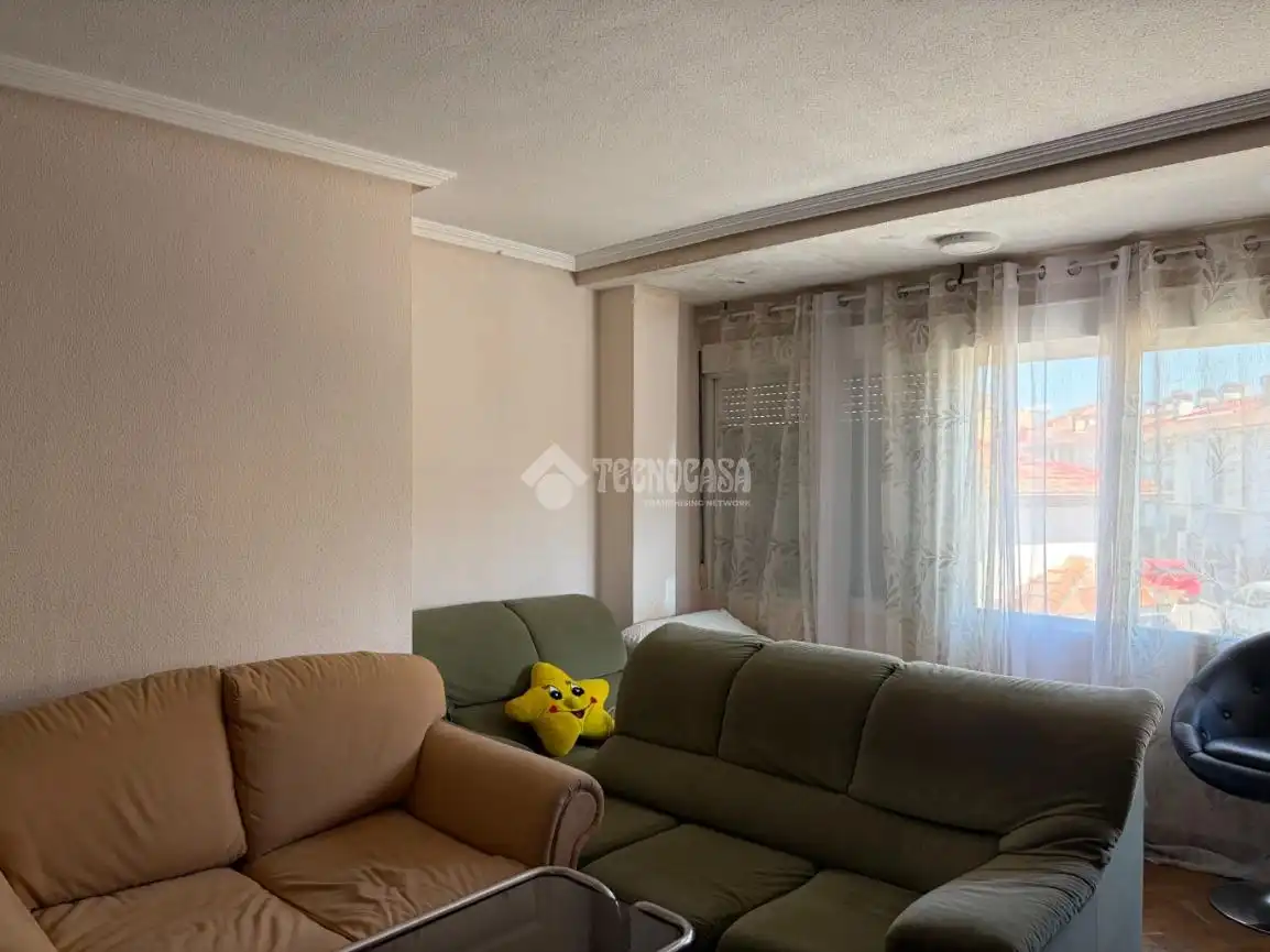 Sala de estar de Piso en venta en Fuente El Saz de Jarama con Aire acondicionado