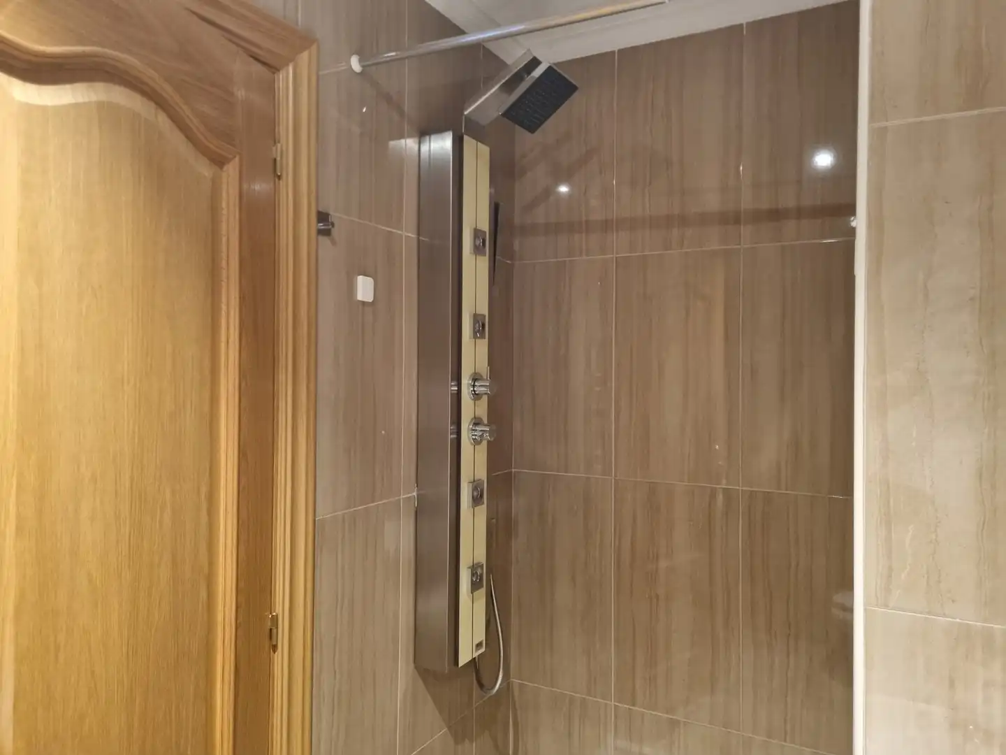 Baño de Casa adosada en venta en Uruñuela con Calefacción, Jardín privado y Parquet