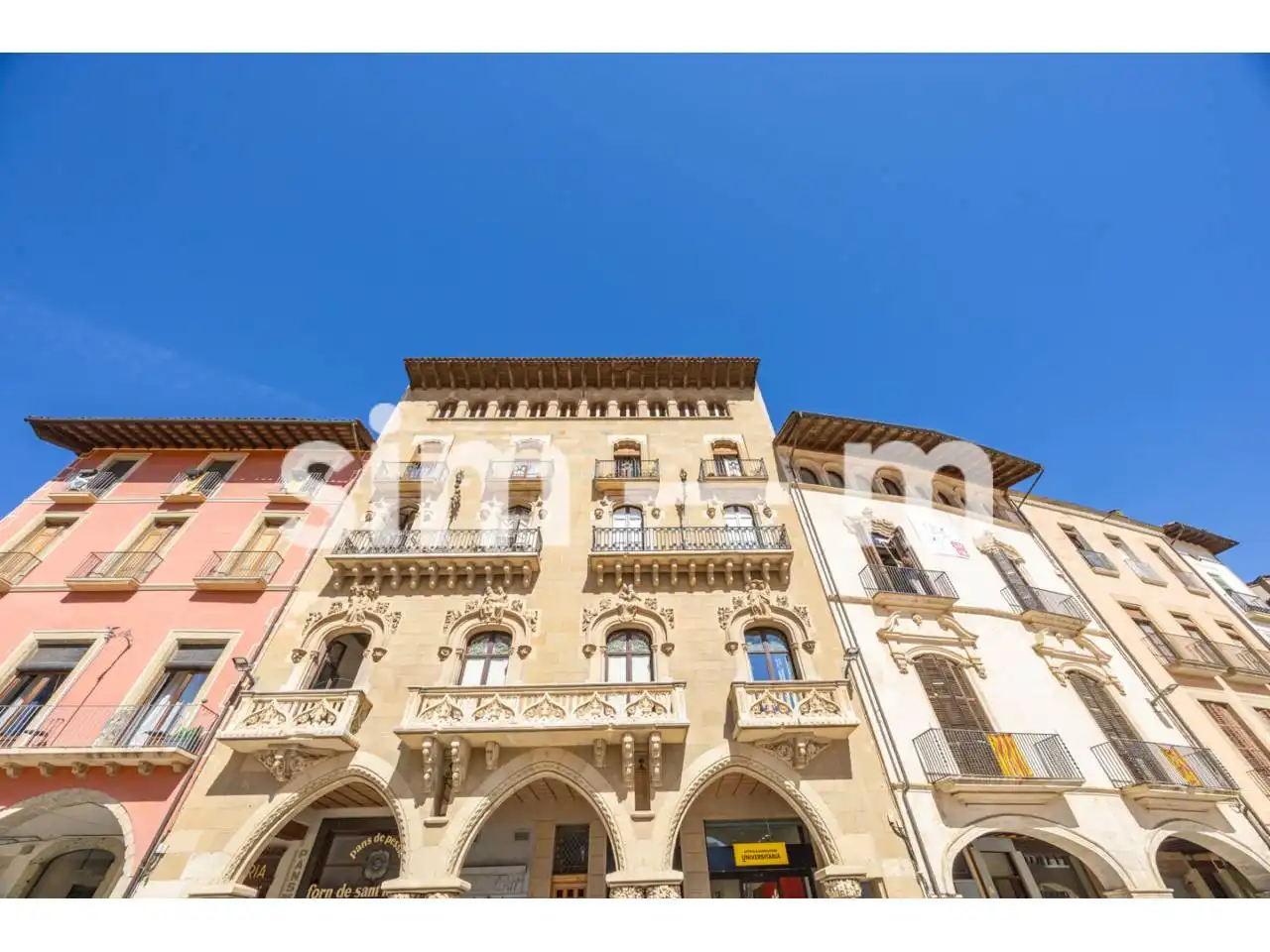 Vista exterior de Piso en venta en Vic con Calefacción y Balcón