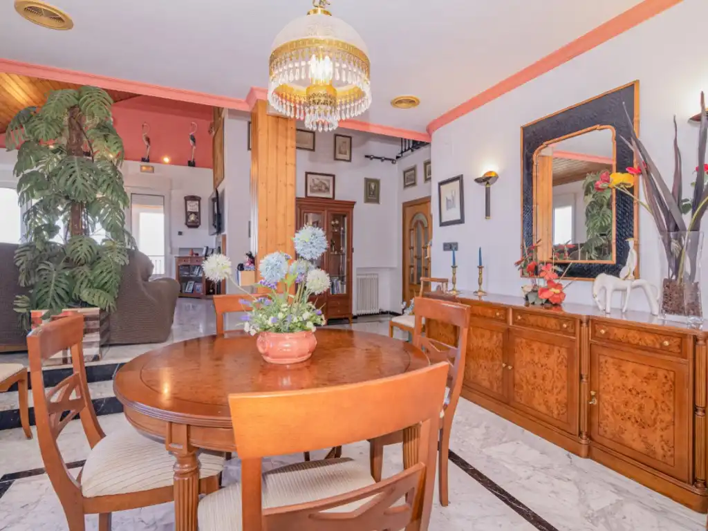 Comedor de Casa o chalet en venta en Monachil con Jardín privado, Terraza y Piscina